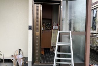 玄関ドア　引き戸建具新調工事