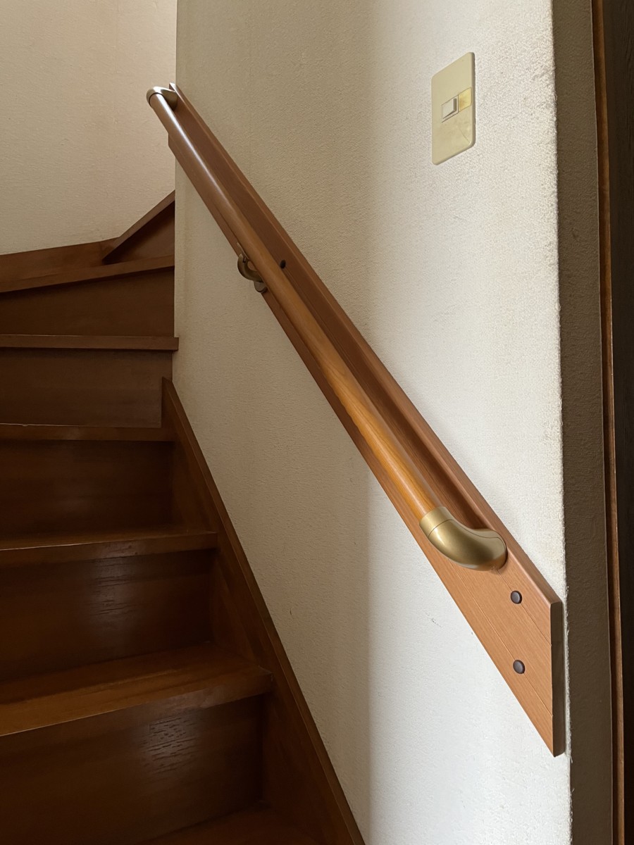 室内階段に手摺設置工事/筑紫野/リフォーム