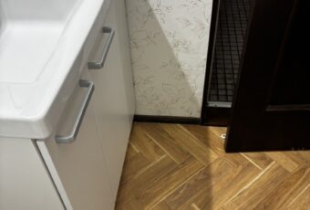 床のクッションフロアの品番（HM-80018）<br />
<br />
<br />
